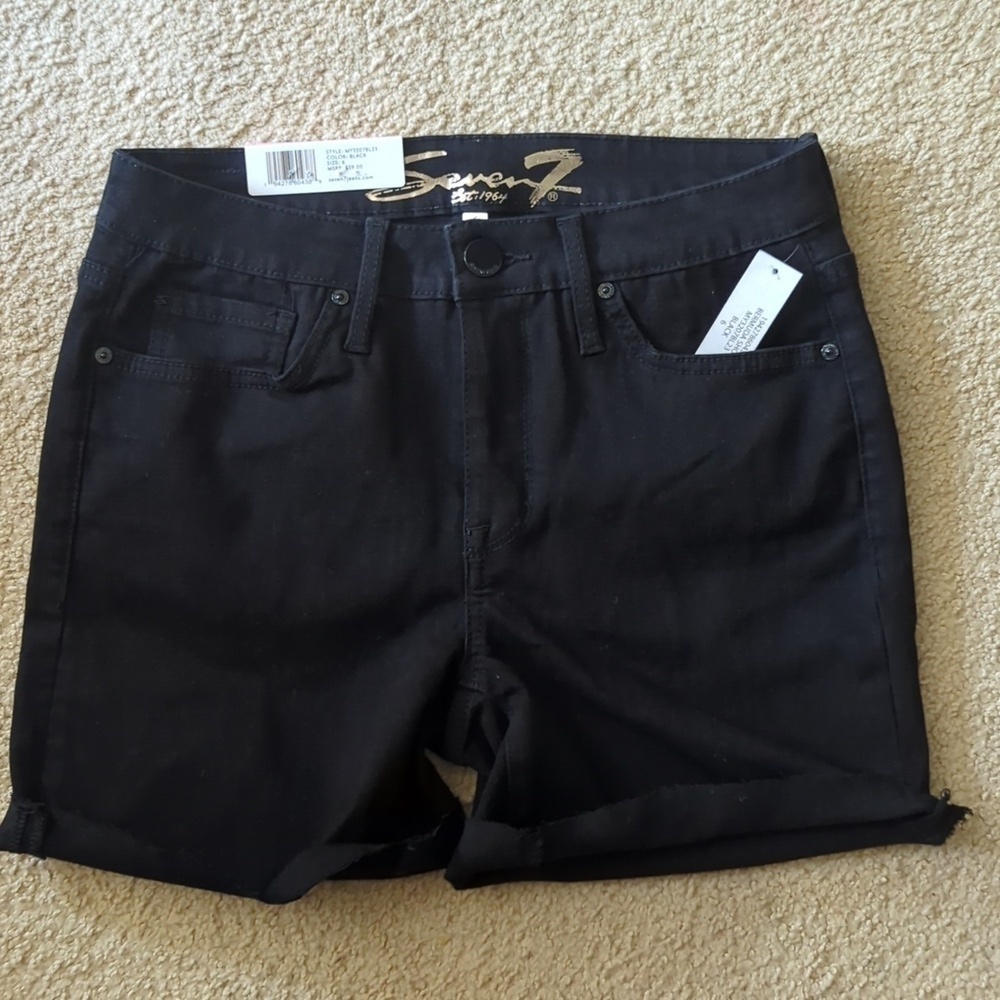 New with Tags Seven7 Dark Wash Denim Sunset Bermuda Jean Shorts Size 6